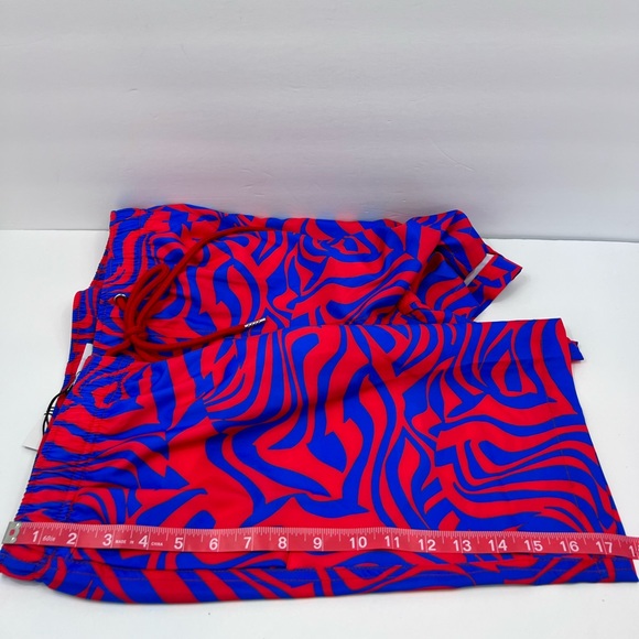 COVE, RED, LARGE BATHING SUIT/TRUNKS WITH BLUE STREAKS ALL OVER - Picture 12 of 16